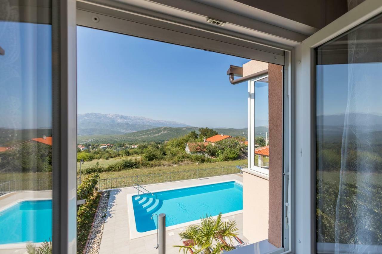 Villa Duje Trilj Luaran gambar