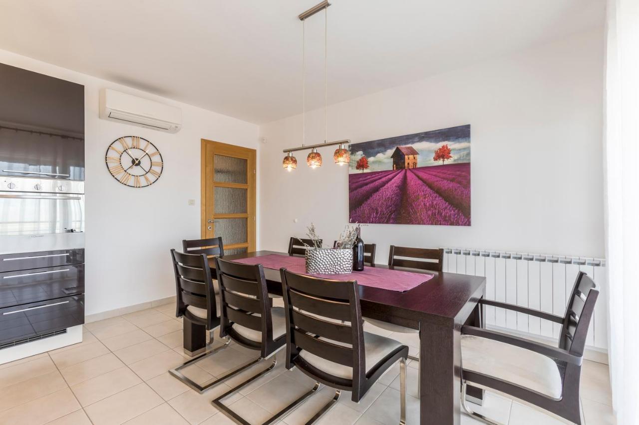 Villa Duje Trilj Luaran gambar